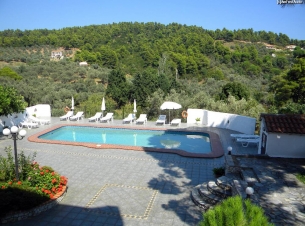 Charter avion Skiathos - Vila Alexis 2