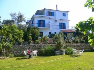 Charter avion Skiathos - Vila Alexis 1